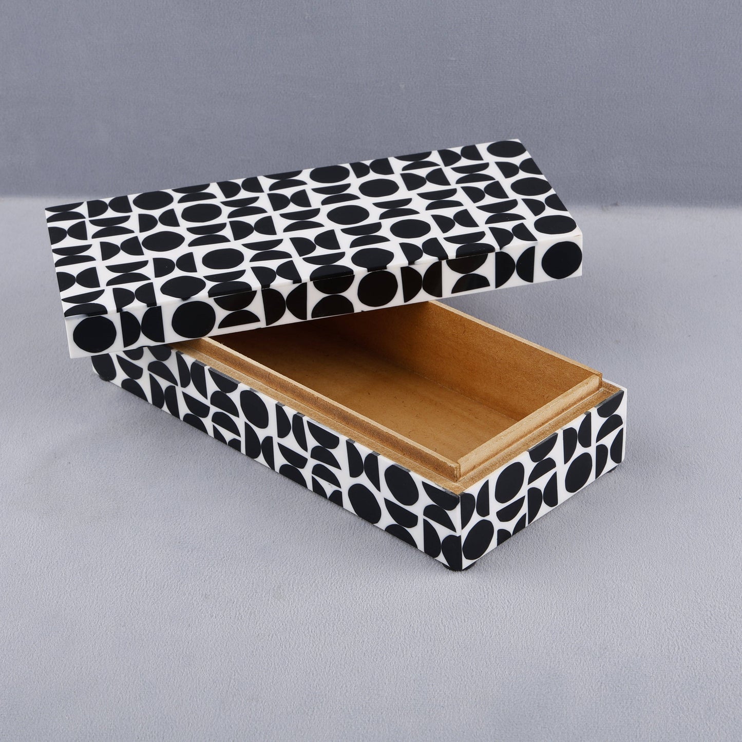 Black White Resin Inlay Handmade Gift Decorative Boxes: 10x4.5x2.5