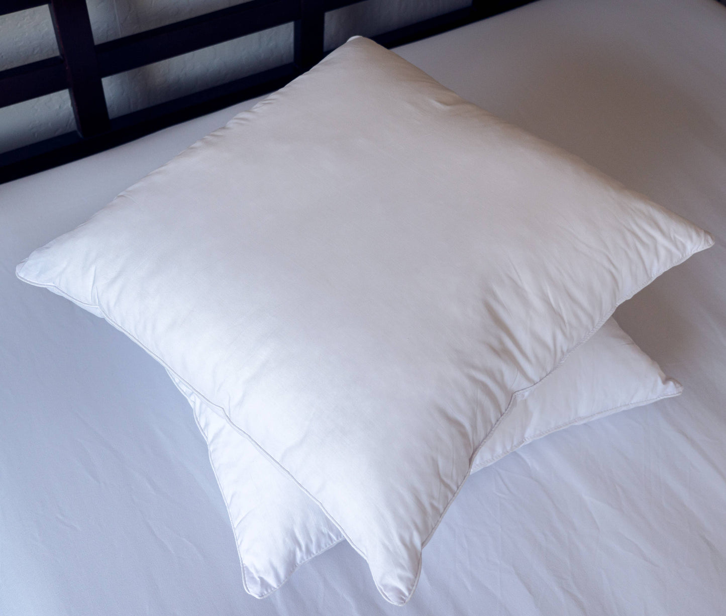 Set Of 2 Down Alternative Throw Pillow Inserts-Various Sizes: 18" x 18"