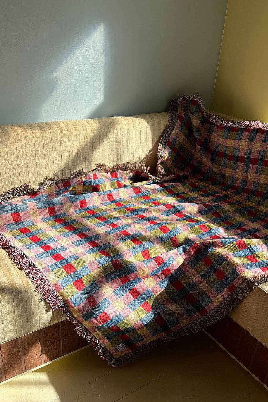 Wobby Plaid Woven Throw Blanket